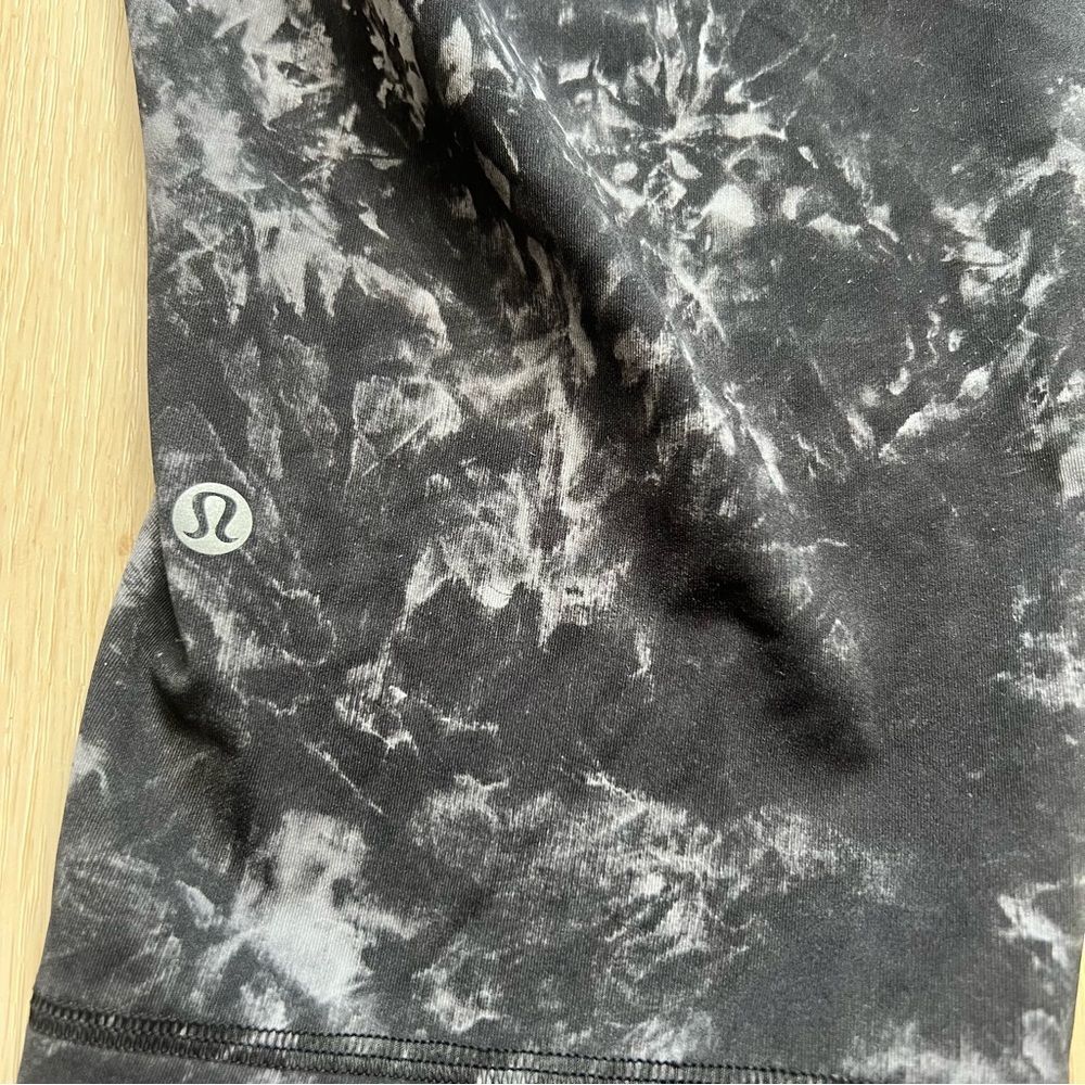 Lululemon Swift Speed High-Rise Crop 21" in Aquila Black Multi Size 20 - Picture 13 of 14